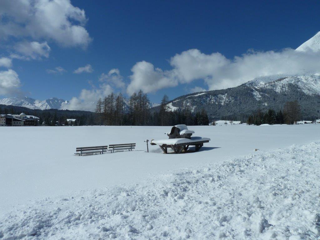 Pension Holzmann ลอยทัช ภายนอก รูปภาพ